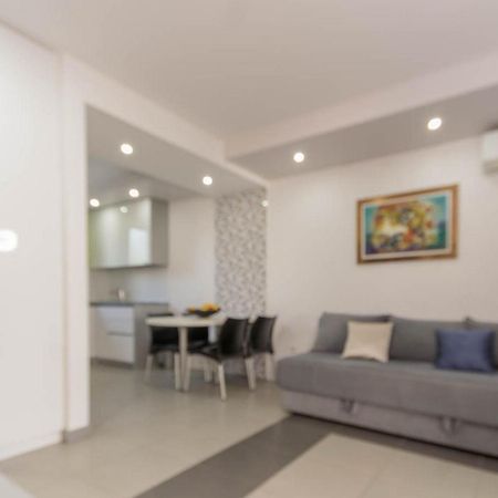 Apartments In Njivice/Insel Krk 13314 Eksteriør bilde