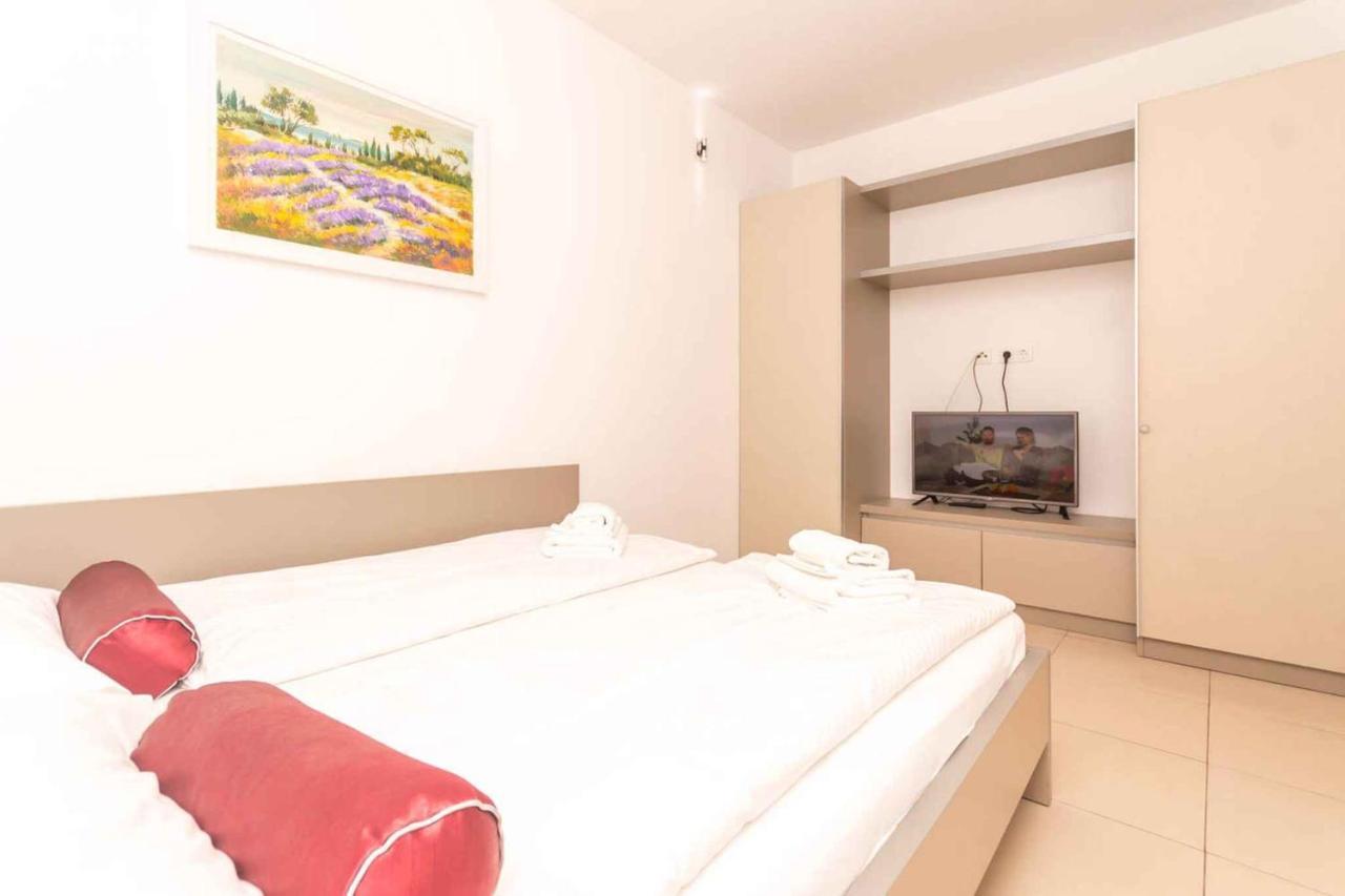Apartments In Njivice/Insel Krk 13314 Eksteriør bilde