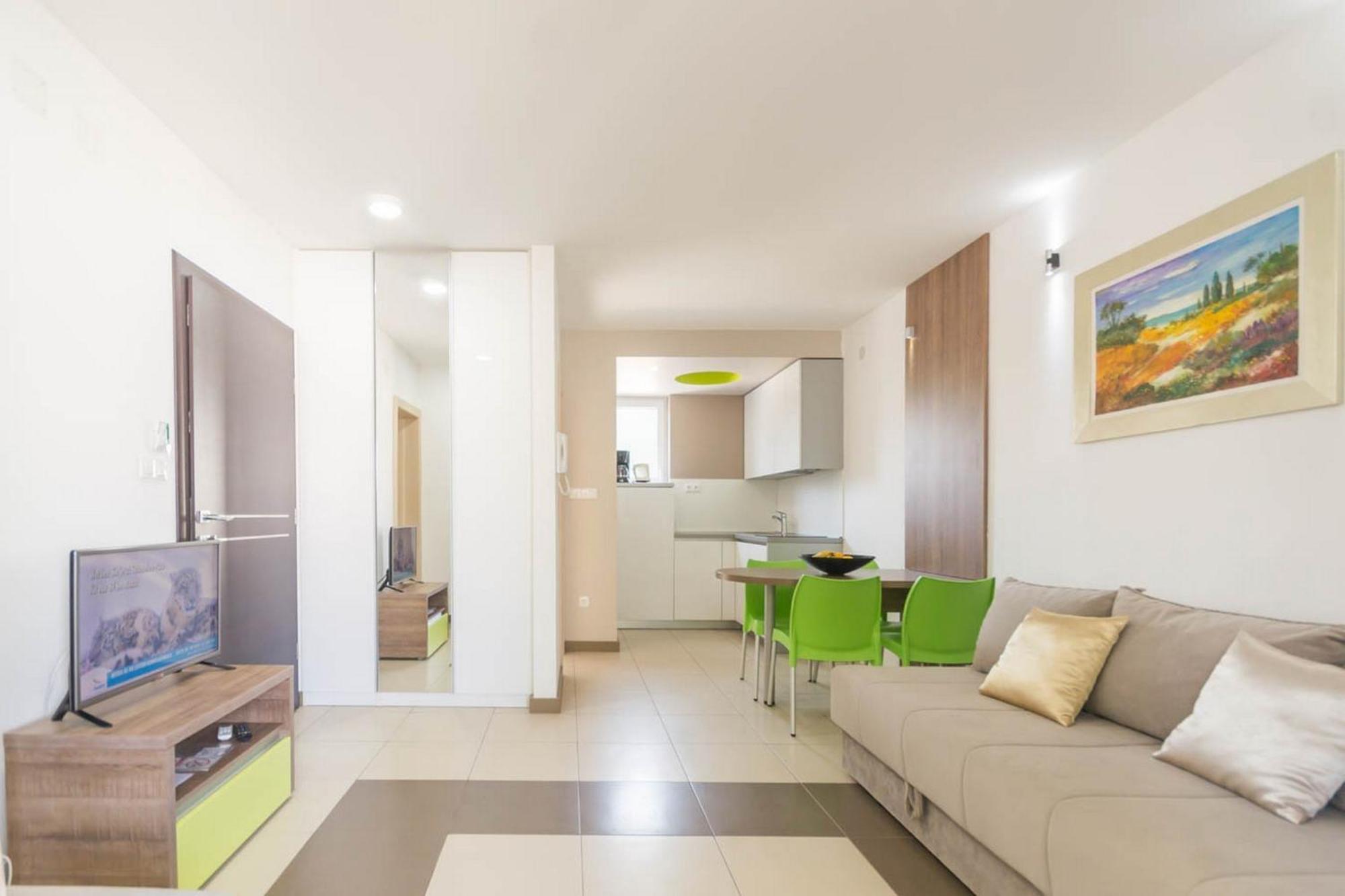 Apartments In Njivice/Insel Krk 13314 Eksteriør bilde