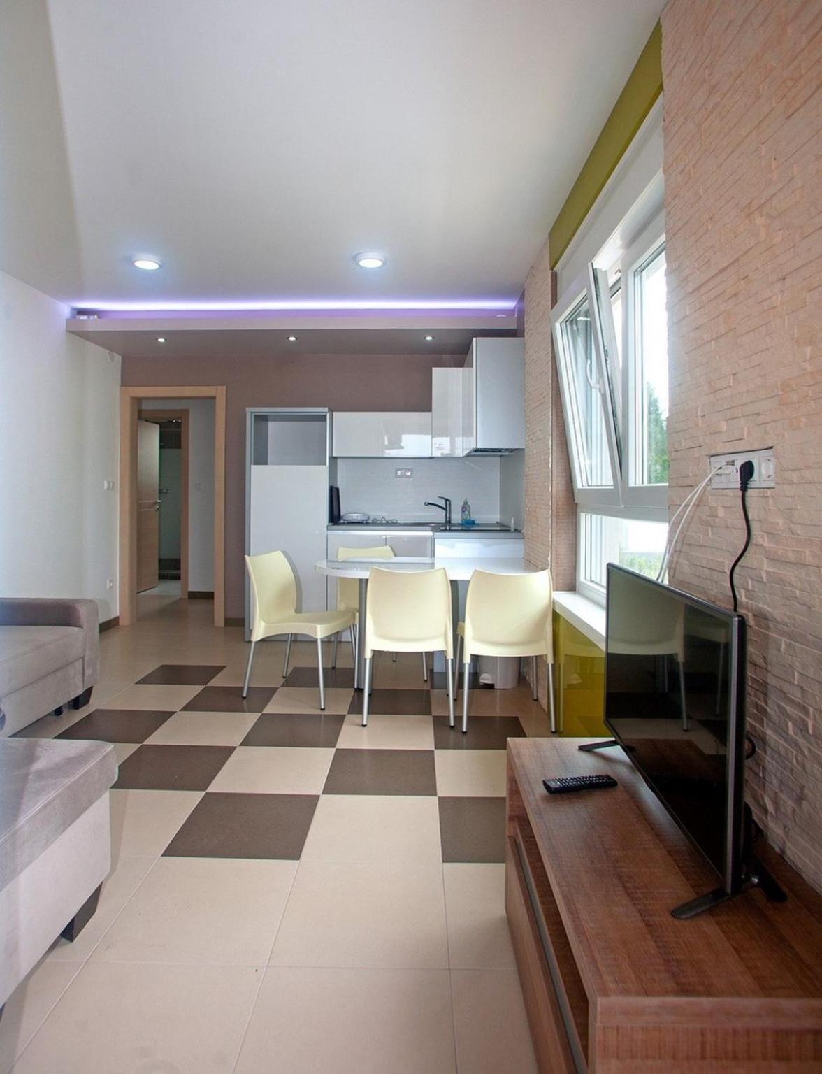 Apartments In Njivice/Insel Krk 13314 Eksteriør bilde